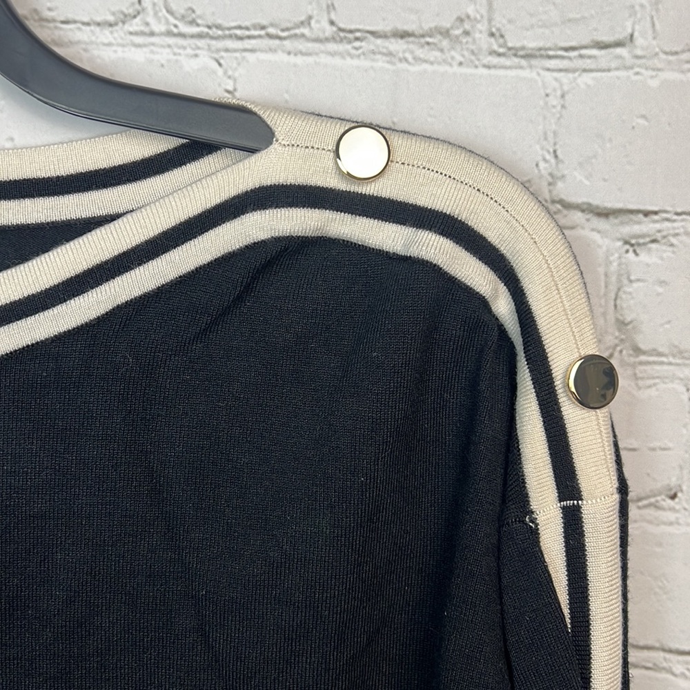 Charter Club Black Boatneck Button Detail Sweater Size Medium - Picture 3 of 5